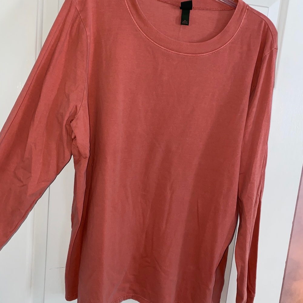 Long sleeve t shirt